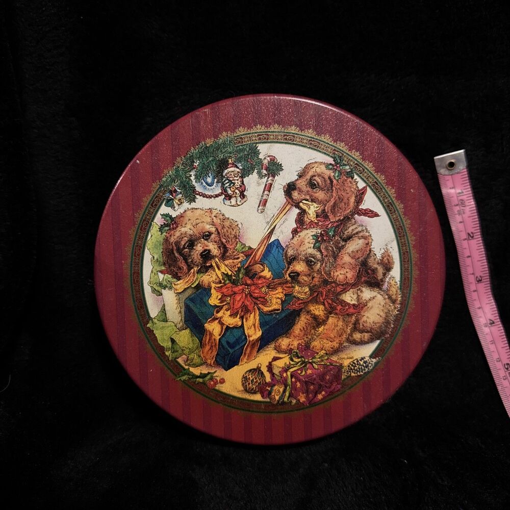 Vintage 80s Toffee Tin WOHLRAB Christmas Puppies Opening Present Ornaments